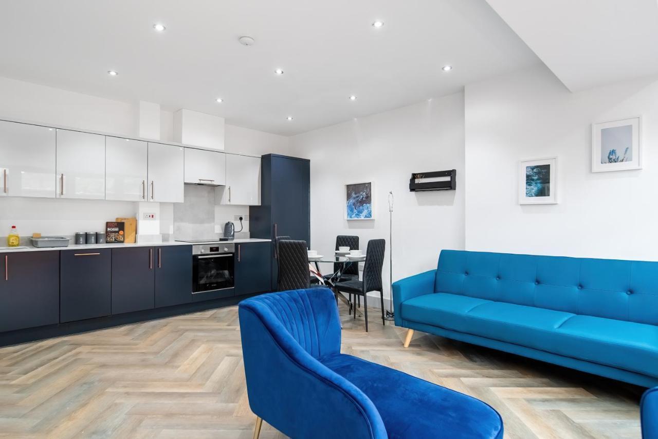 London Road Romford Block Apartment Ngoại thất bức ảnh