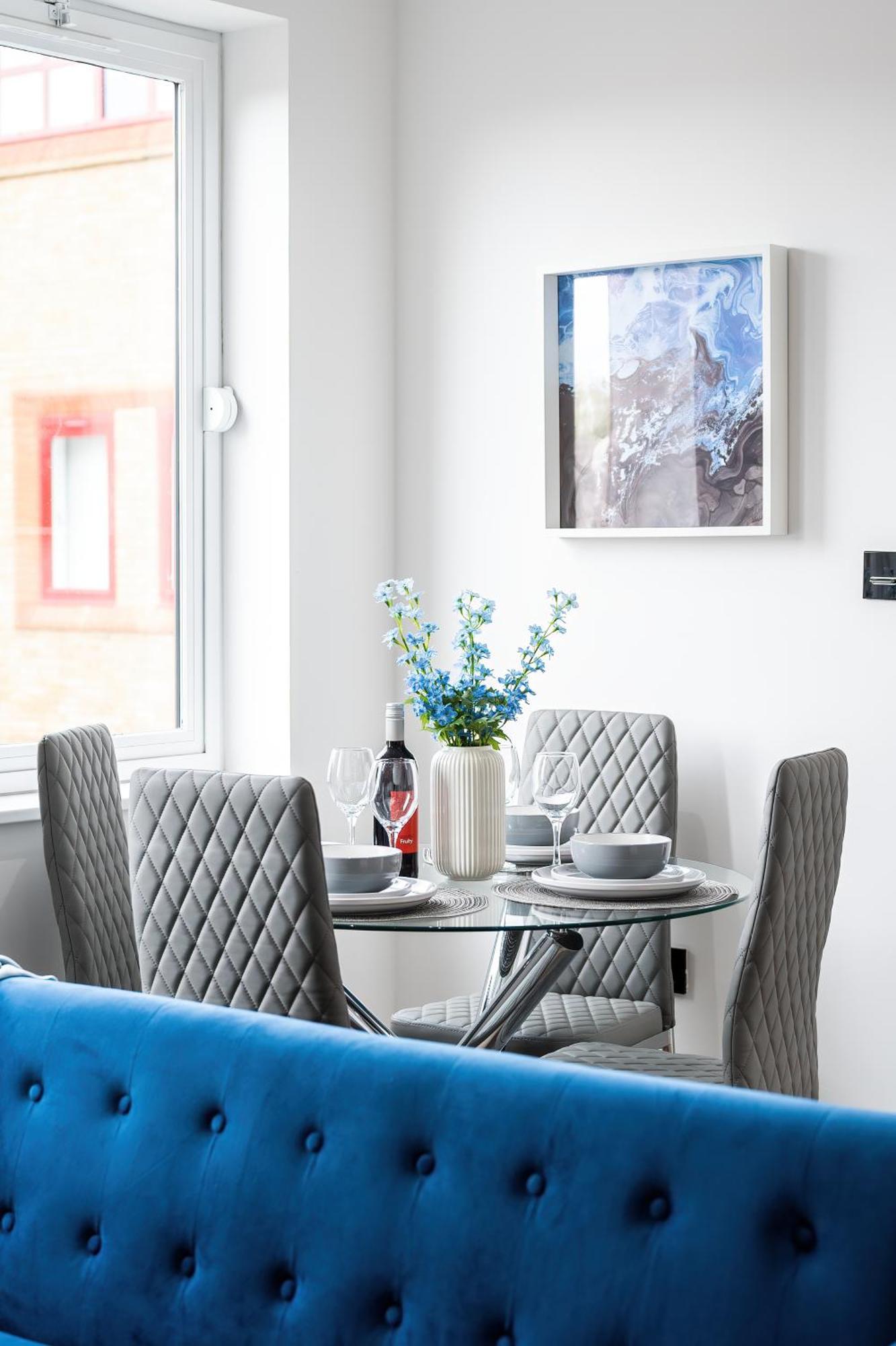 London Road Romford Block Apartment Ngoại thất bức ảnh