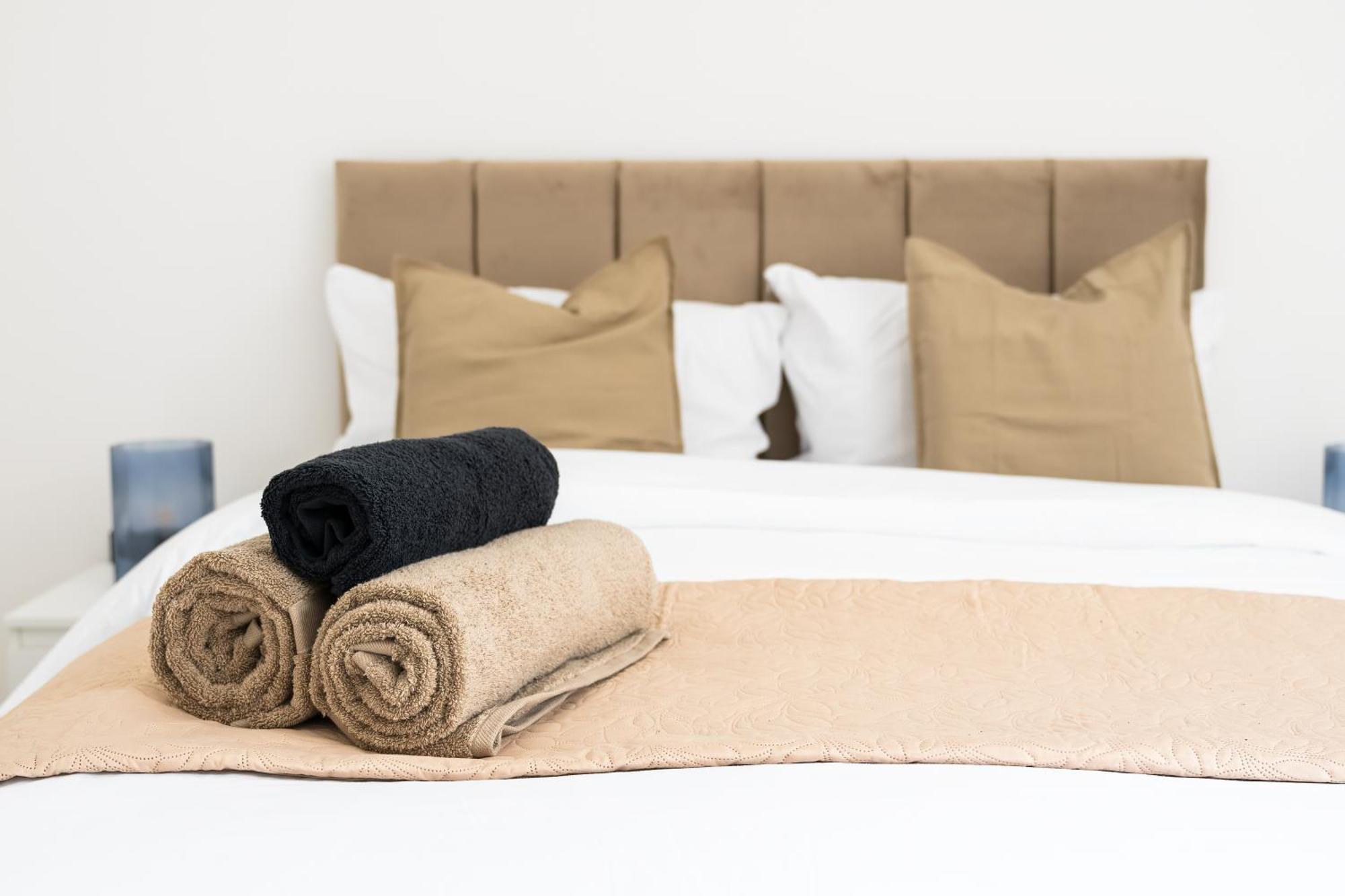London Road Romford Block Apartment Ngoại thất bức ảnh