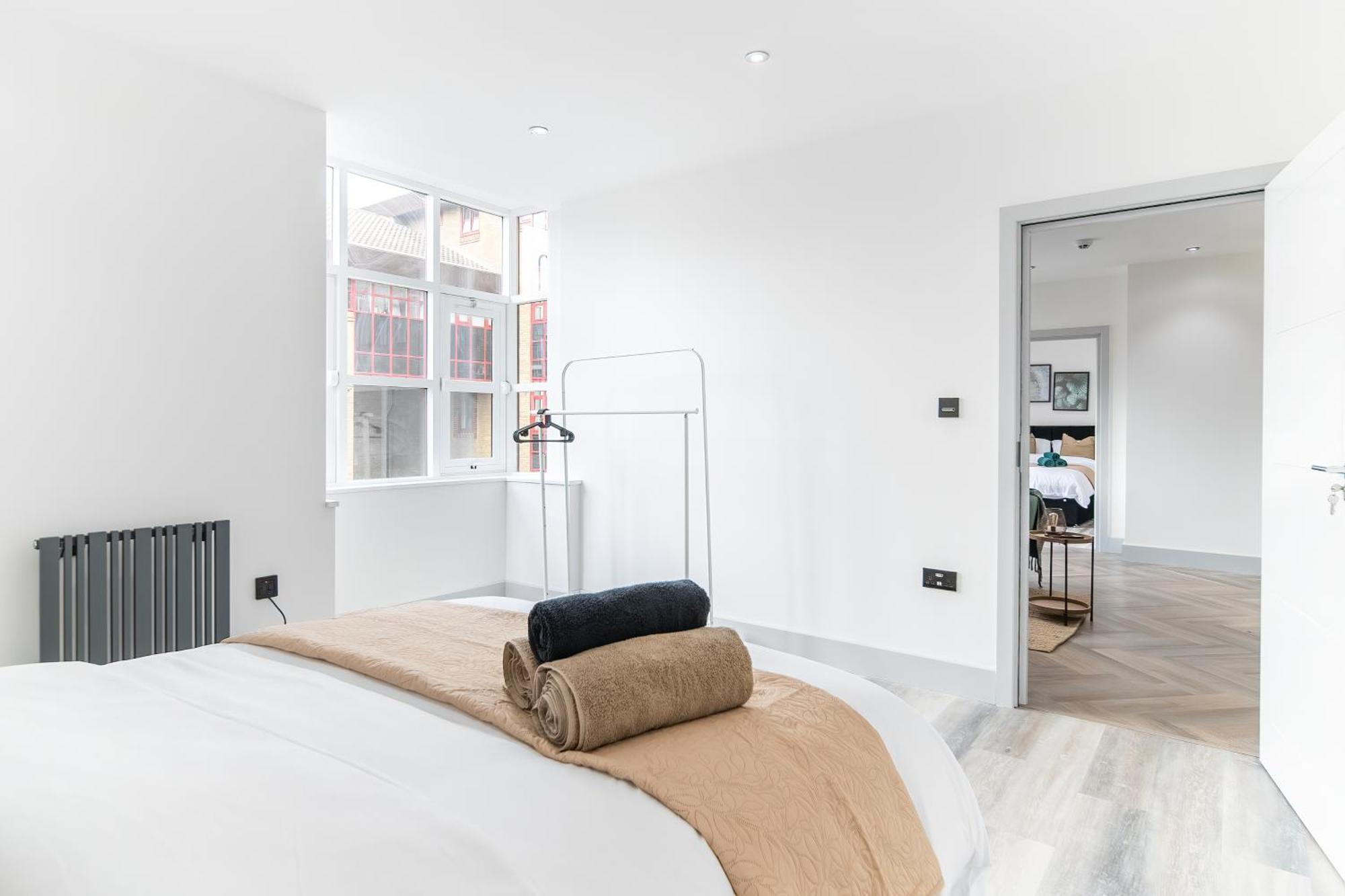 London Road Romford Block Apartment Ngoại thất bức ảnh