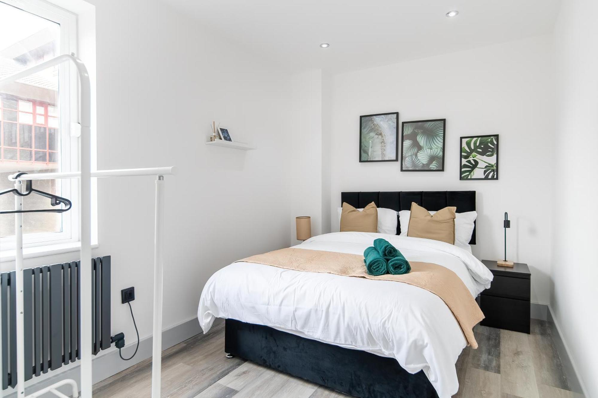 London Road Romford Block Apartment Ngoại thất bức ảnh