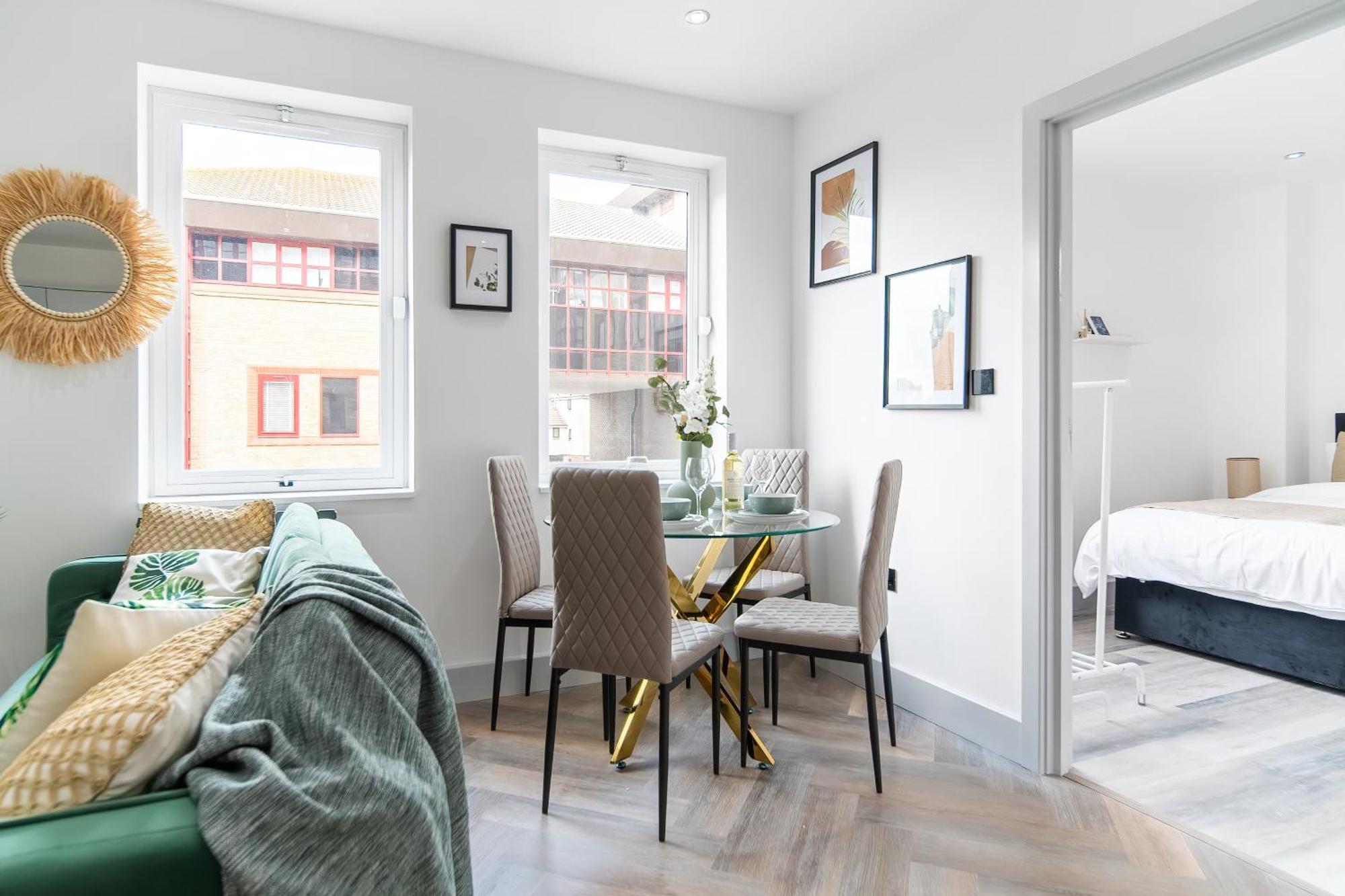 London Road Romford Block Apartment Ngoại thất bức ảnh
